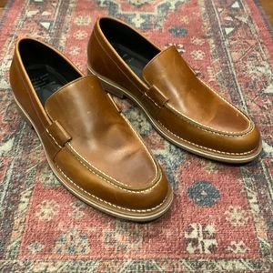 Helm The Wilson Men’s 11M Shoe